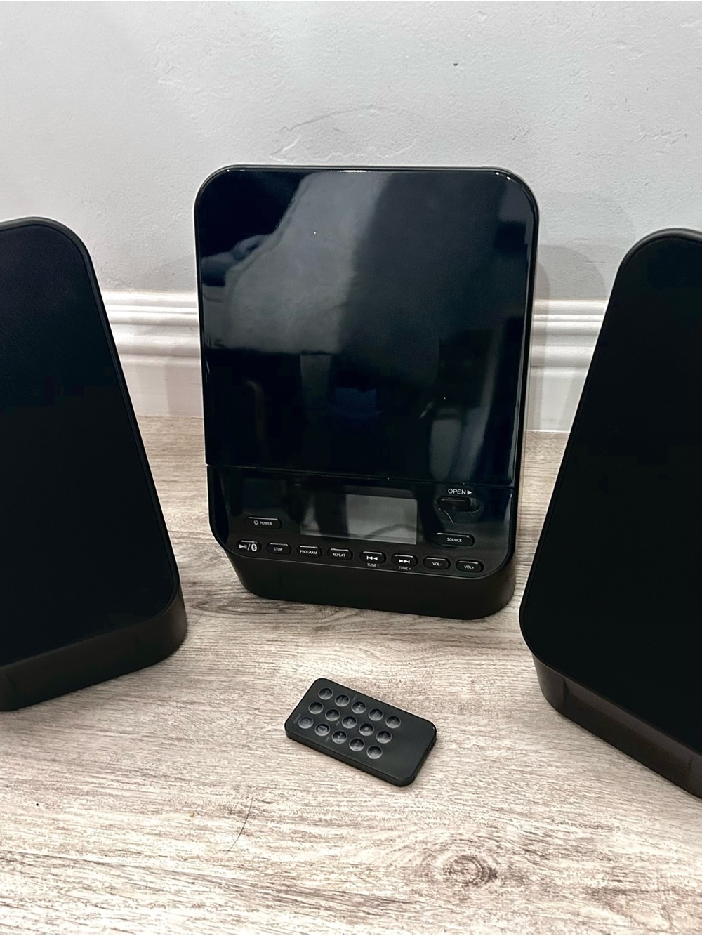 Onn Mini CD Stereo - Black